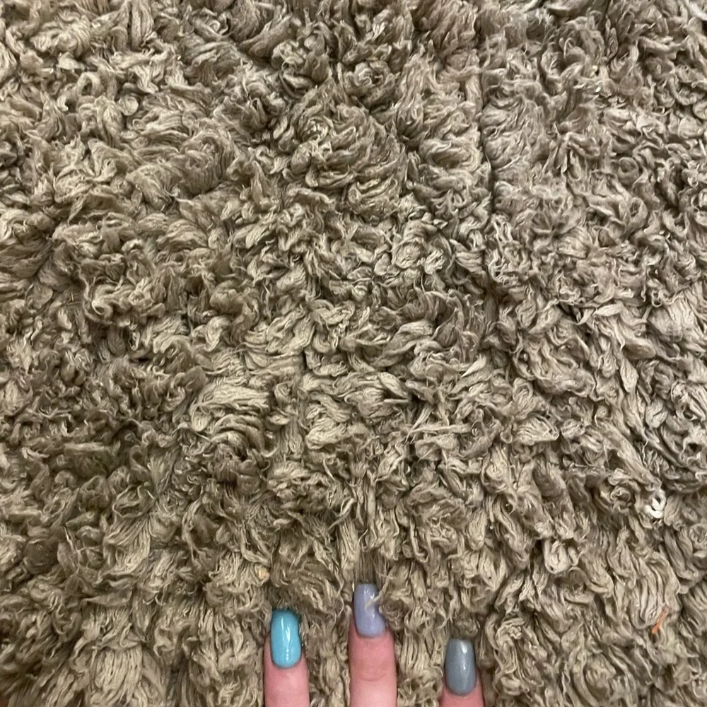 Tan/brown bath mat